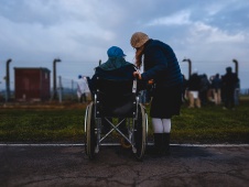 Совфед одобрил закон об упрощении процедуры подтверждения инвалидности